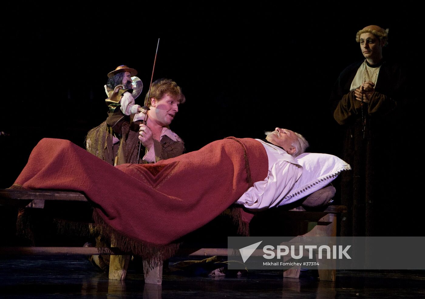 Vladimir Zeldin stars in the play "Man From La Mancha"