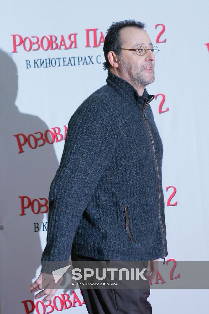 Steve Martin and Jean Reno present the movie "Pink Panther 2"