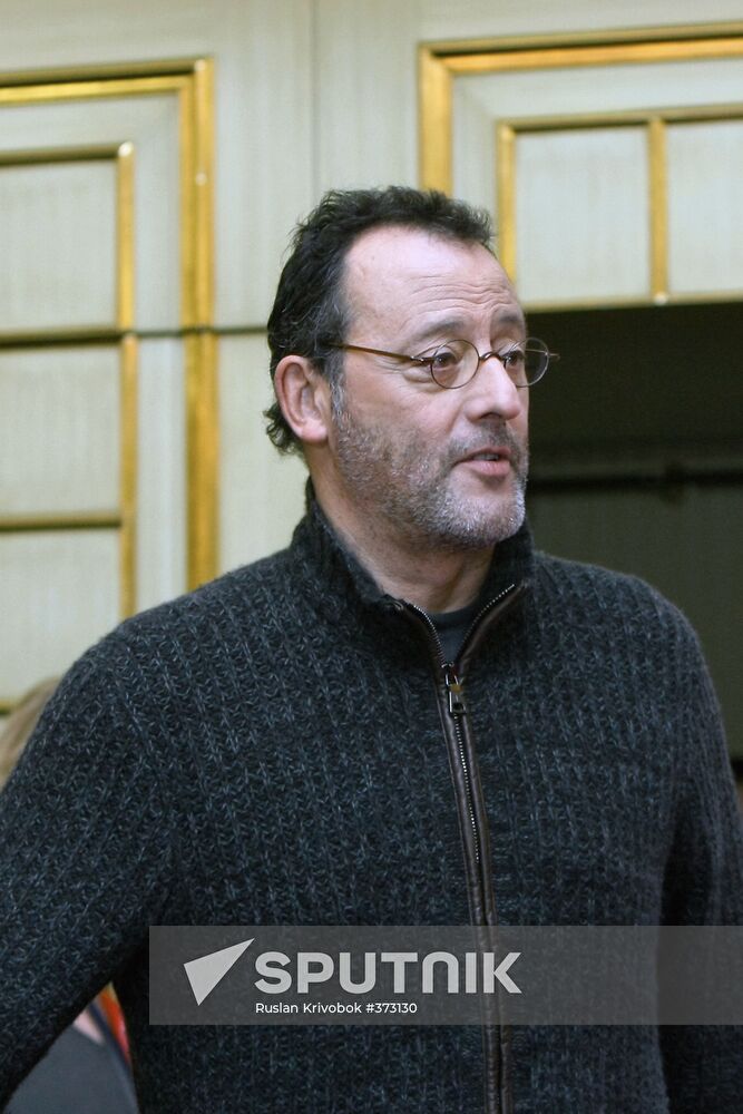 Steve Martin and Jean Reno present the movie "Pink Panther 2"