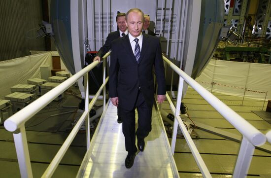 Vladimir Putin visits Russian Aircraft Corporation MiG