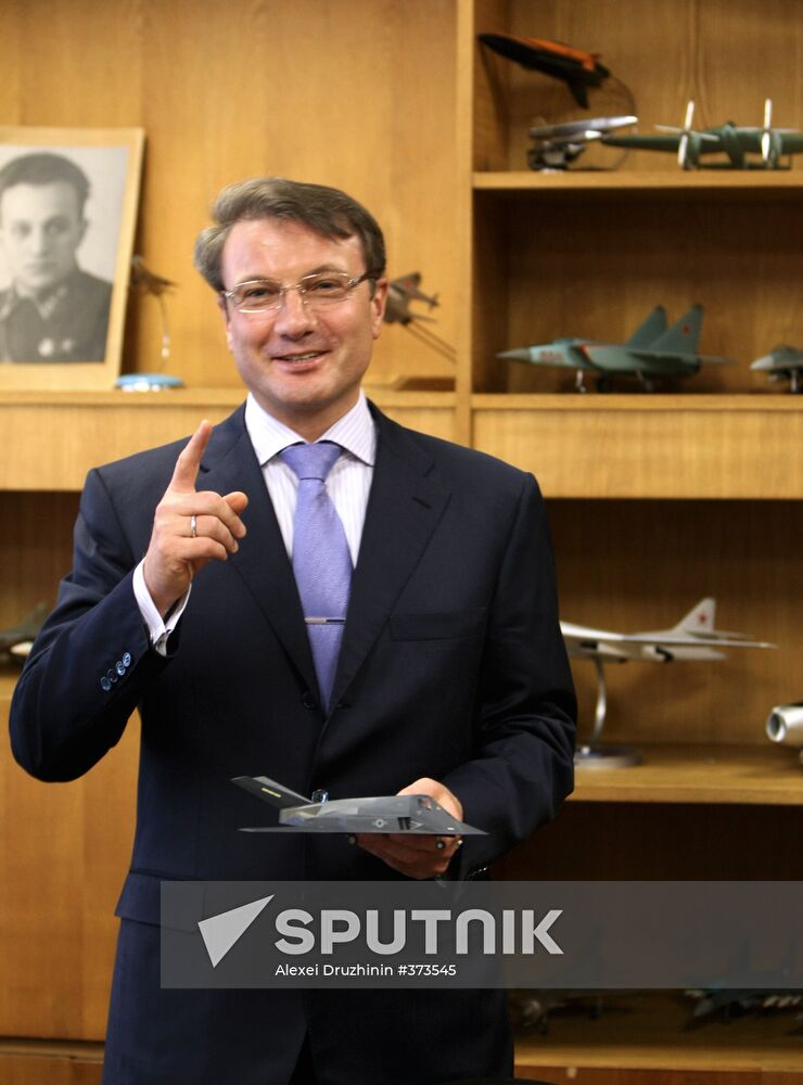 German Gref visits Russia's MiG Aircraft Corporation