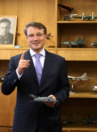 German Gref visits Russia's MiG Aircraft Corporation
