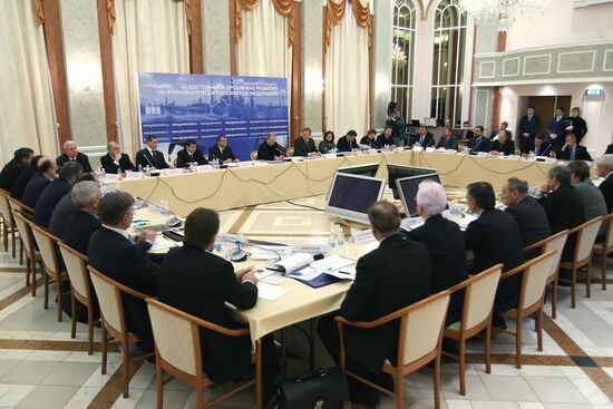 Vladimir Putin visits North-Western Federal District