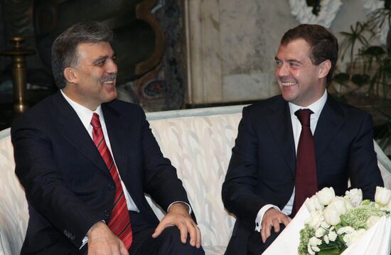 Turkish President Abdullah Gul visits Russia