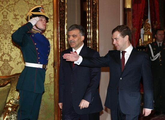 Turkish President Abdullah Gul visits Russia