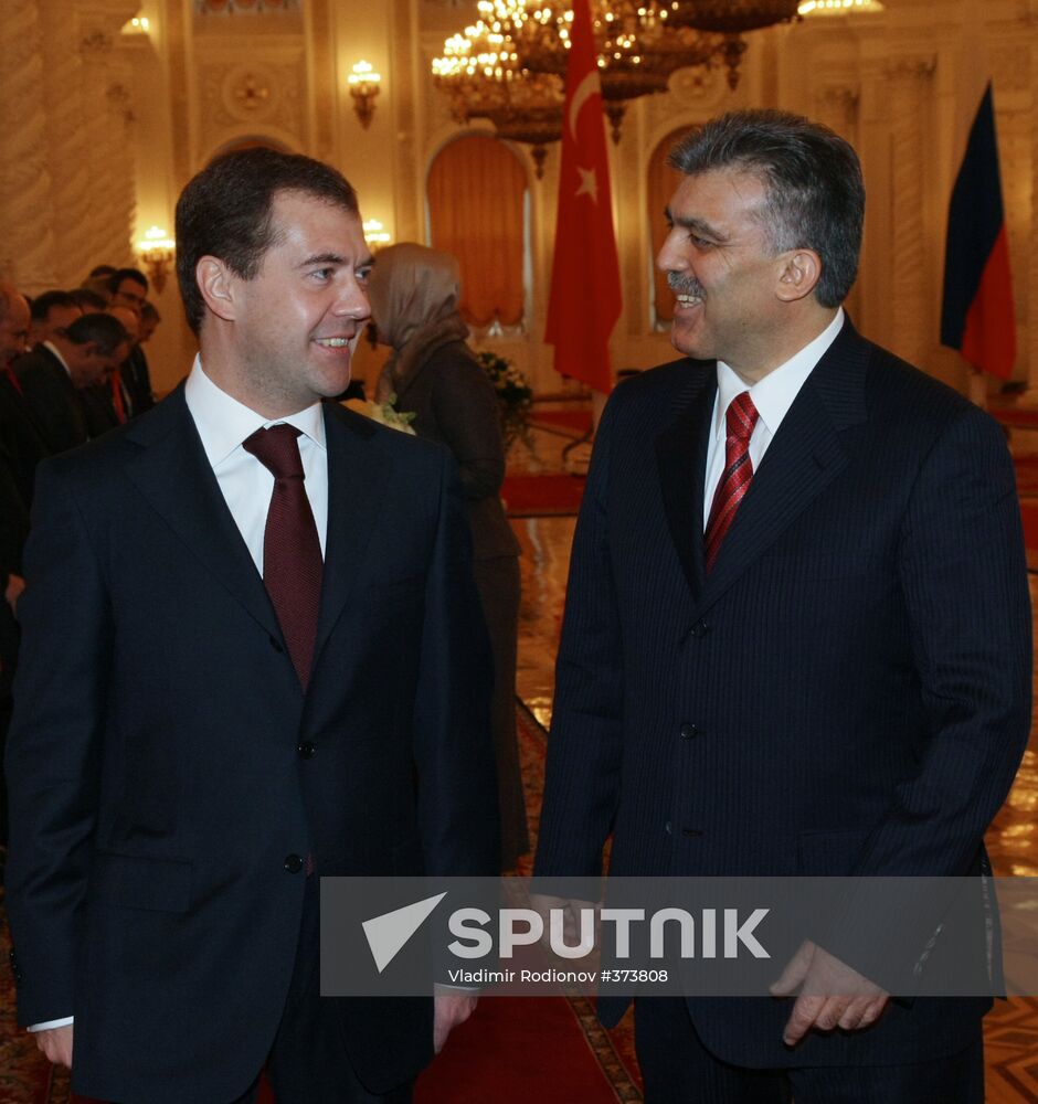 Turkish President Abdullah Gul visits Russia