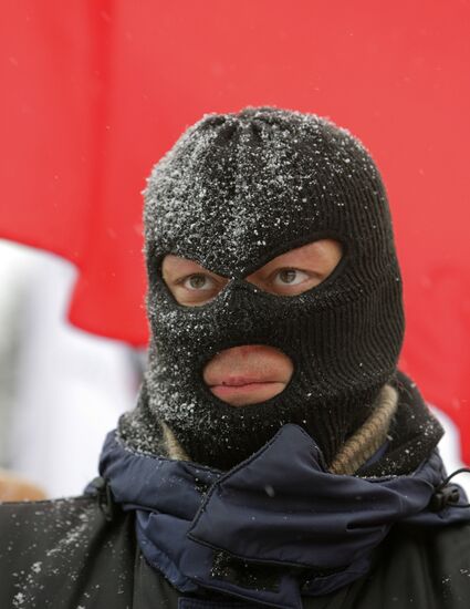 "Workers should not pay for the crisis" rallies