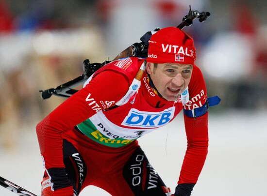 Ole-Ejnar Bjorndalen came first in men's pursuit