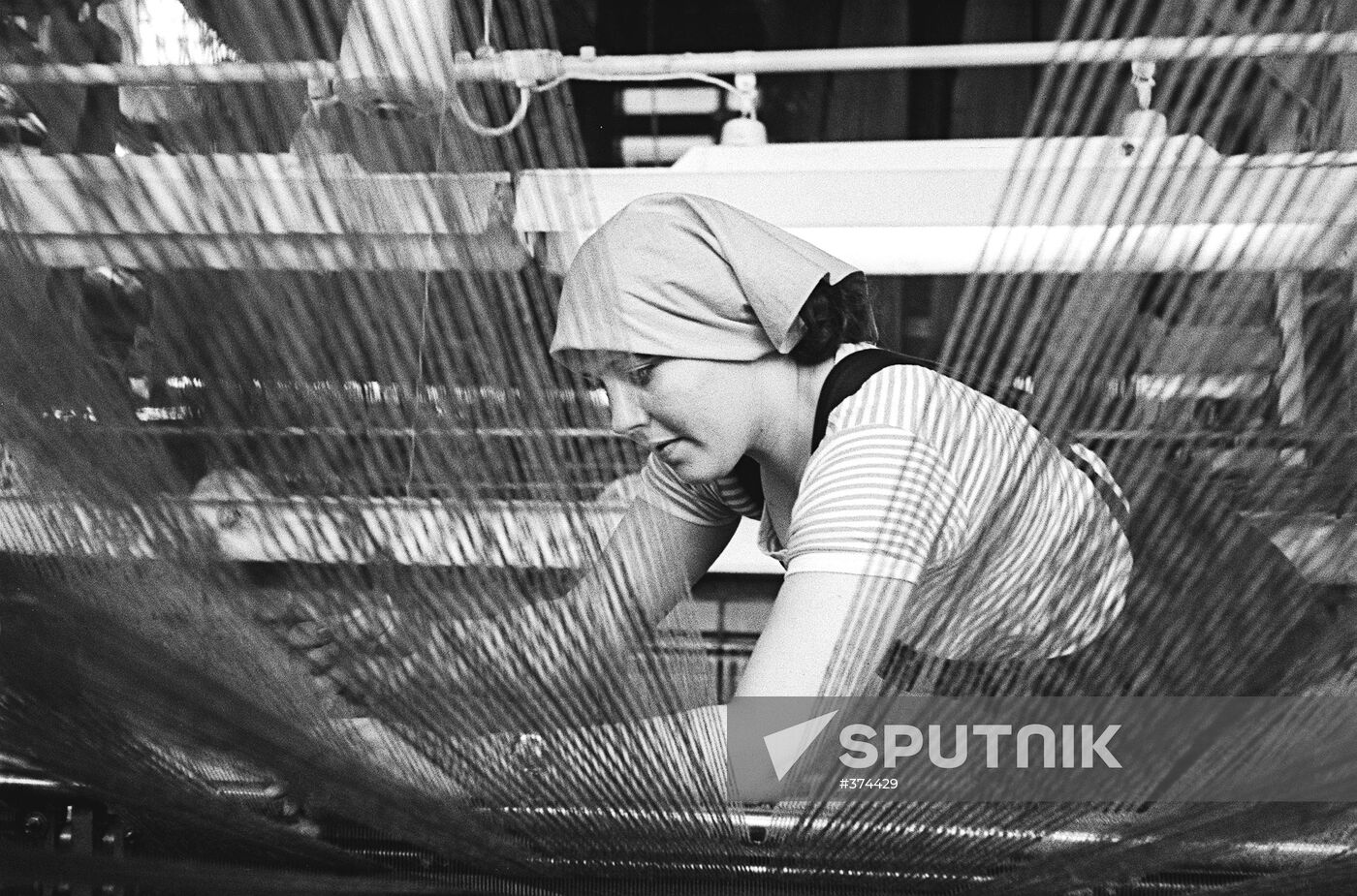 A worker of the Lyubertsy Carpet and Rug Factory