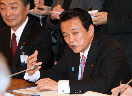 Taro Aso in Yuzhno-Sakhalinsk
