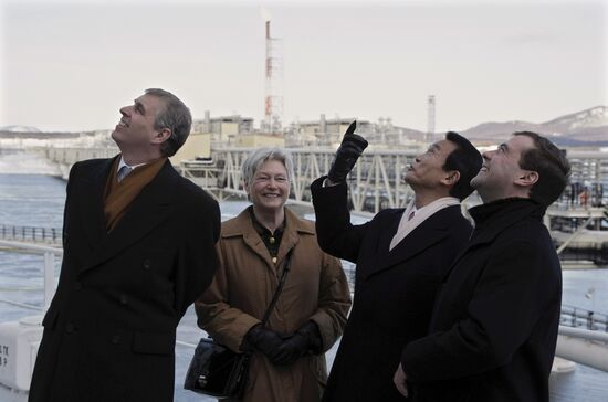 Dmitry Medvedev examined Grand Aniva tanker