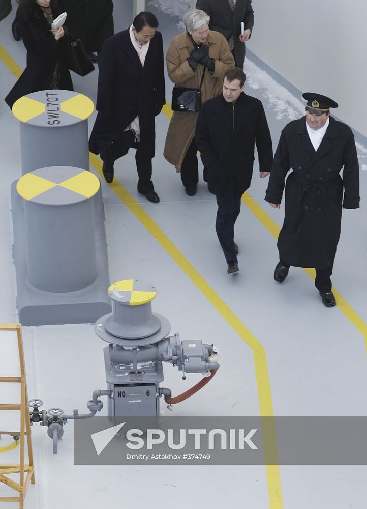 Dmitry Medvedev examined Grand Aniva tanker