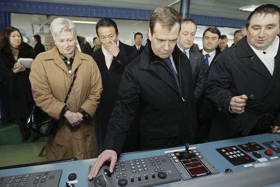 Dmitry Medvedev examined Grand Aniva tanker