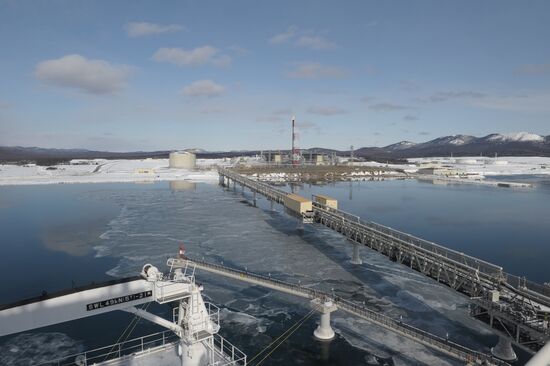 Russia's first LNG plant in Sakhalin