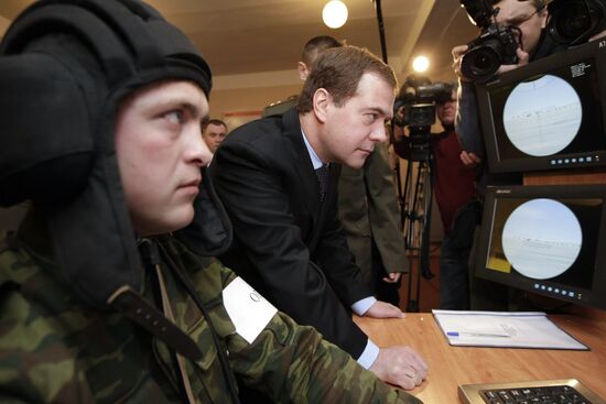 Dmitry Medvedev visiting the Chita tank school