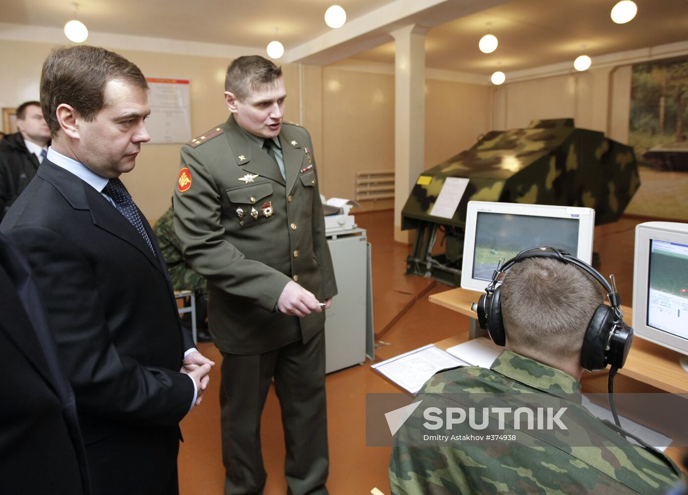 Dmitry Medvedev visiting the Chita tank school