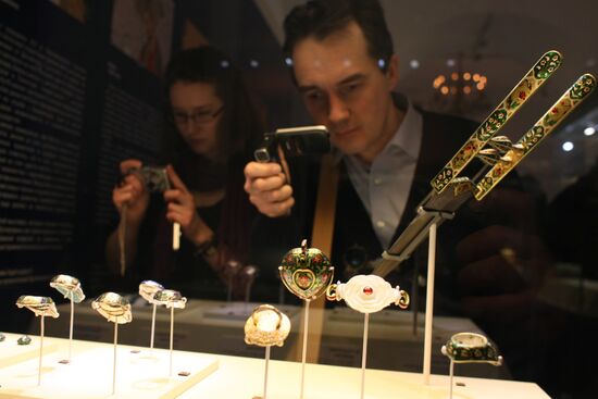 Exhibition "Treasury of the World" opens in Moscow Kremlin