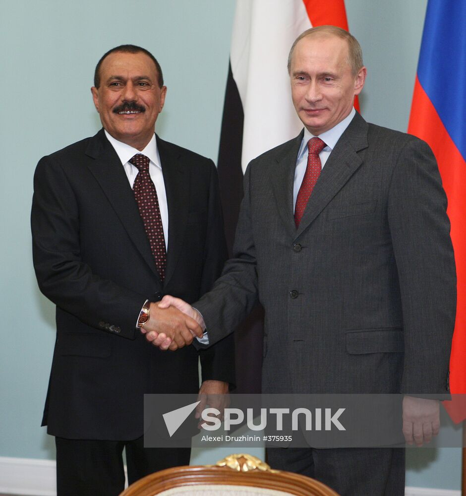 Vladimir Putin meets with Ali Abdullah Saleh