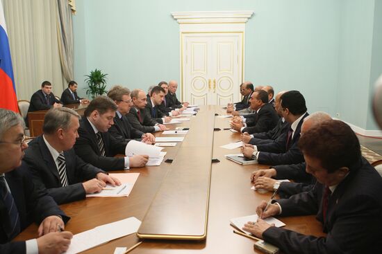 Vladimir Putin meets with Ali Abdullah Saleh