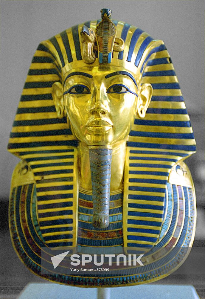 Tutankhamun's death mask