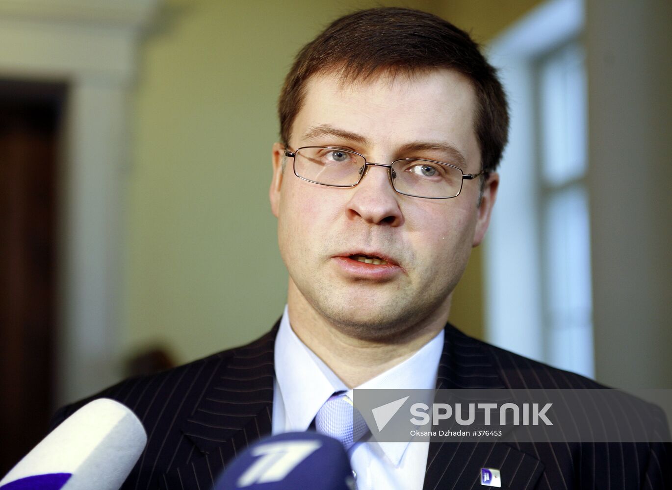 Valdis Dombrovskis authorised to form a Latvian government