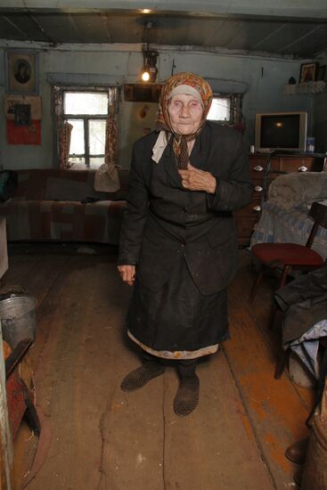 A resident of Ustyugovo village