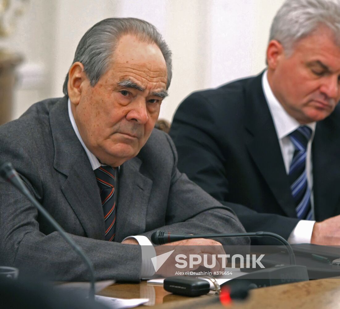 Prime Minister Putin meeting United Russia leaders