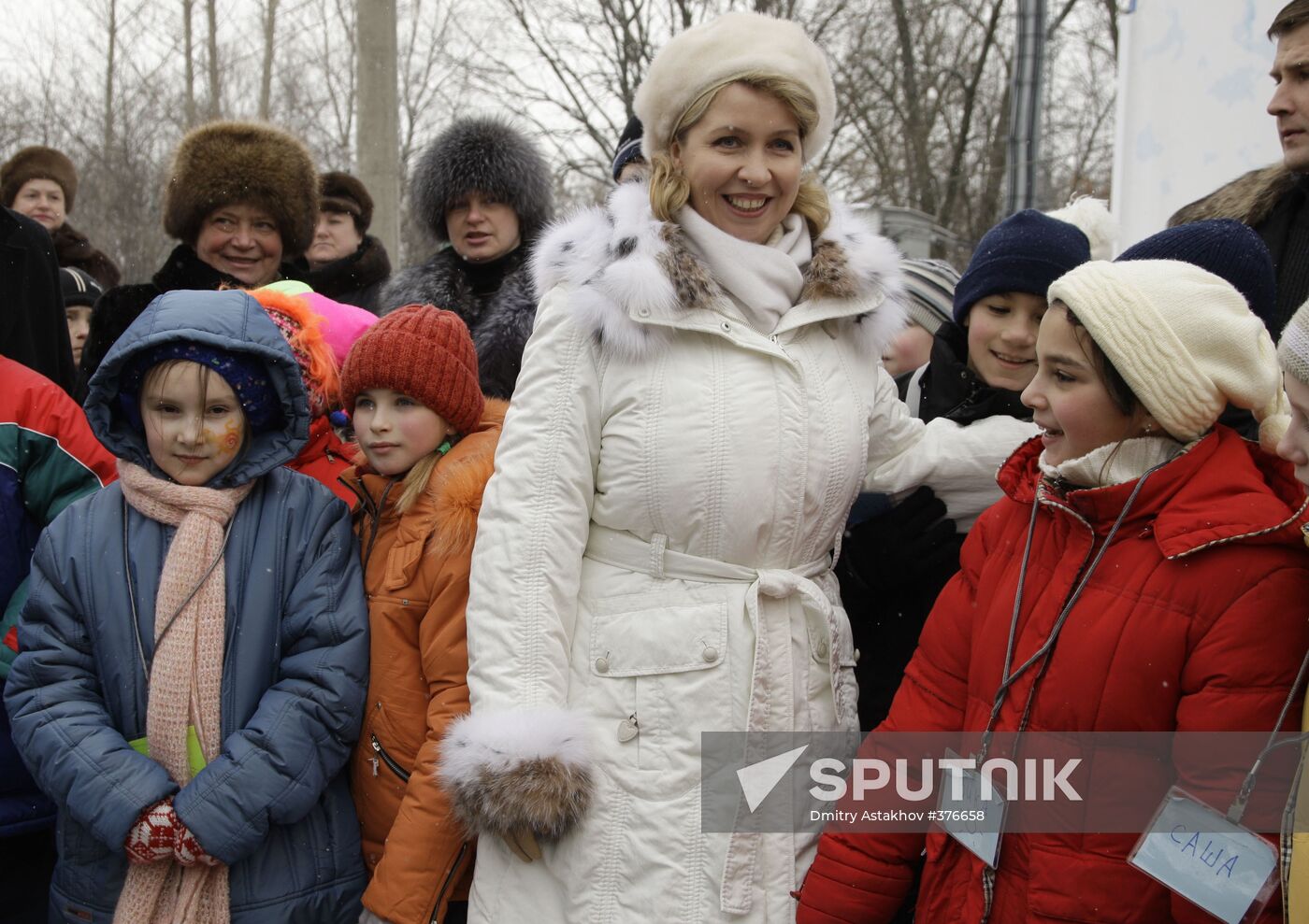 Svetlana Medvedeva celebrates Pancake Week with orphans