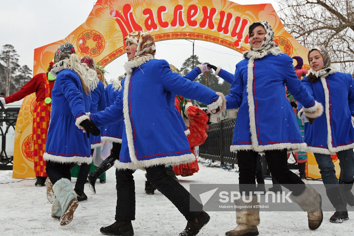 Celebrating Maslenitsa at park near Lebyazhye Lake in Kazan
