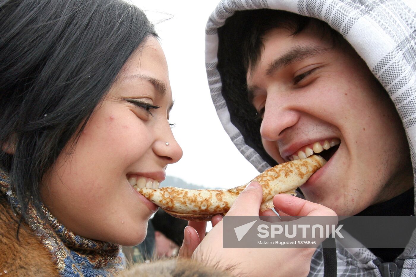 Celebrating Maslenitsa at park near Lebyazhye Lake in Kazan