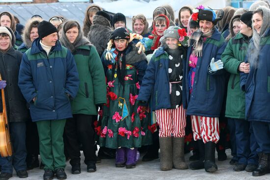 Egg-Sunday in a women's penitentiary, Novosibirsk Region