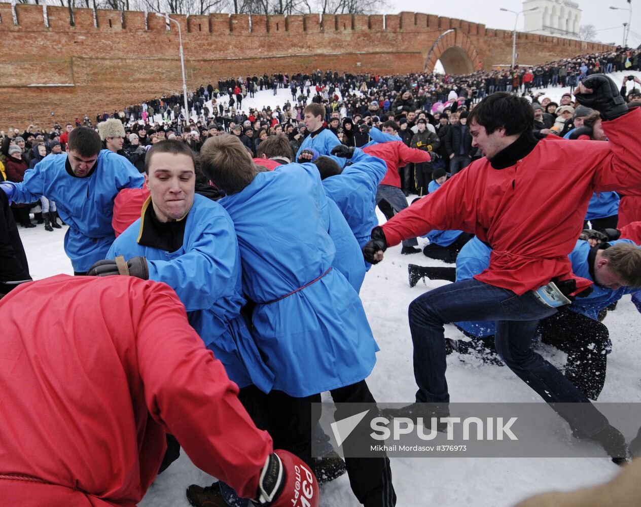 Fistfights in Veliky Novgorod
