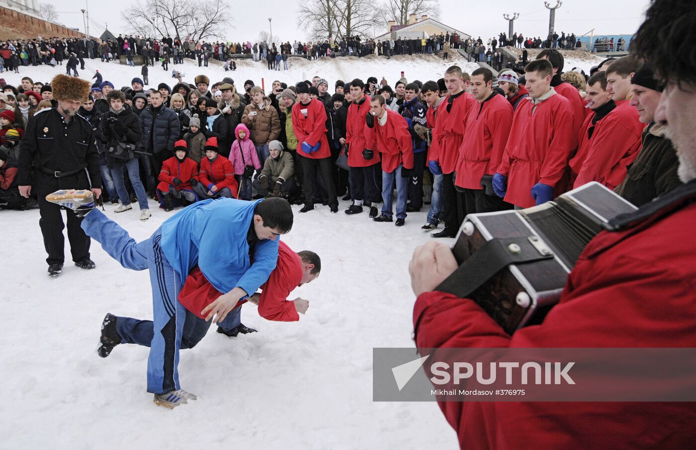 Fistfights in Veliky Novgorod