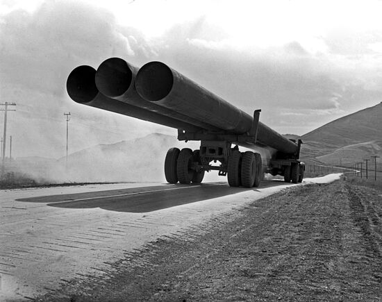 Karadad-Yerevan gas pipeline construction