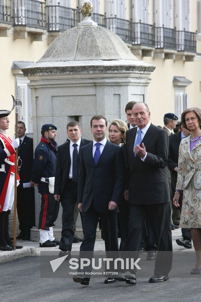 Dmitry Medvedev pays state visit to Spain