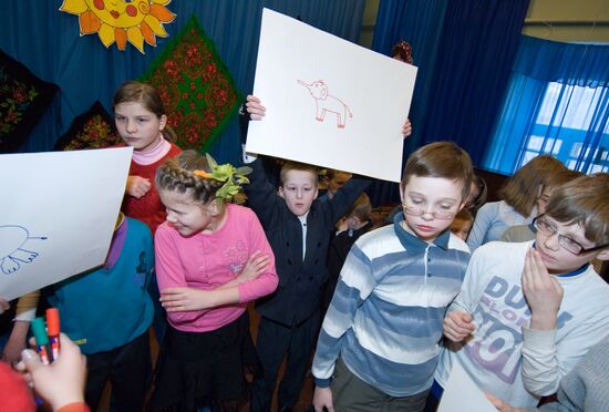 Egg-Sunday celebrations in a Kostroma boarding school