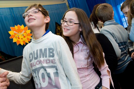 Egg-Sunday celebrations in a Kostroma boarding school