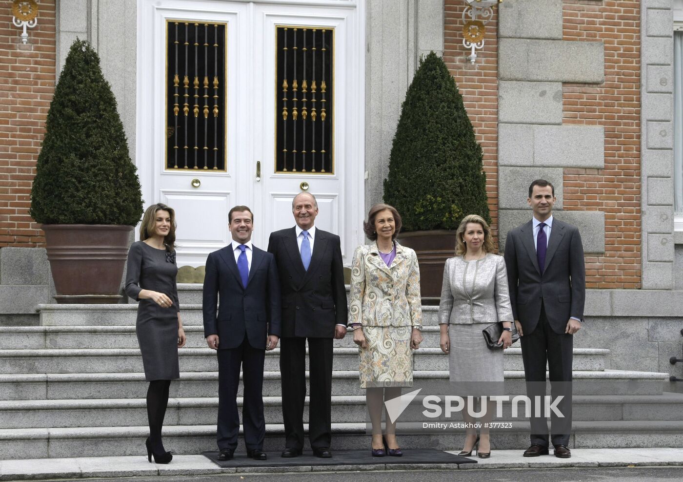 Dmitry Medvedev pays state visit to Spain