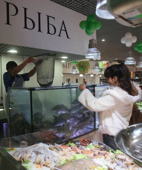 First Green Perekrestok supermarket opens in Moscow