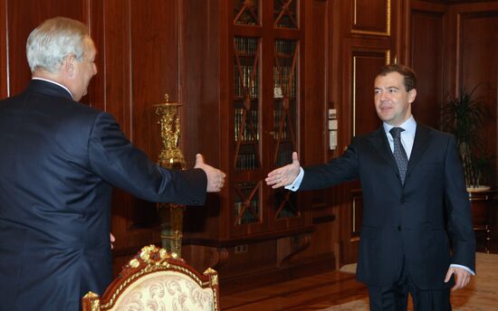 Russian and Abkhazian presidents meet in the Kremlin