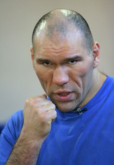 WBA world champion Nikolai Valuev's master class