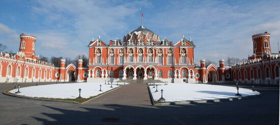 Petrovsky Stopover Palace reopens after restoration