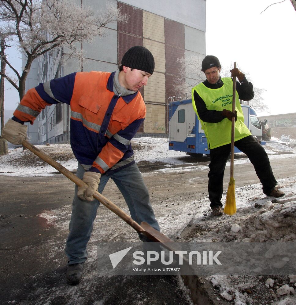 Maintenance services at work