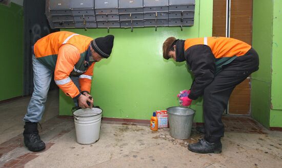 Maintenance services at work