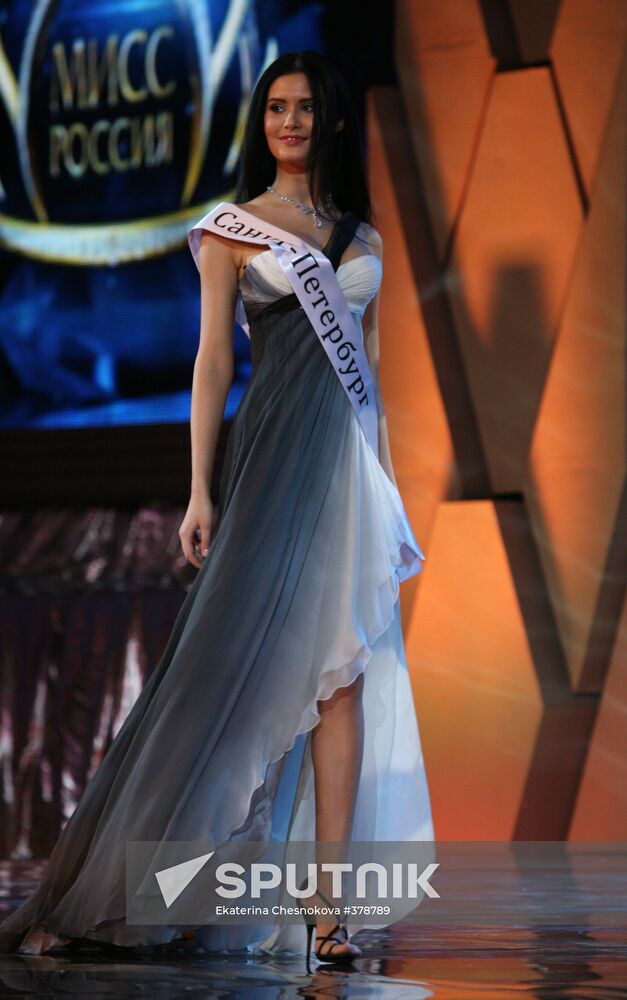 Sofia Rudyeva from St. Petersburg wins Miss Russia 2009