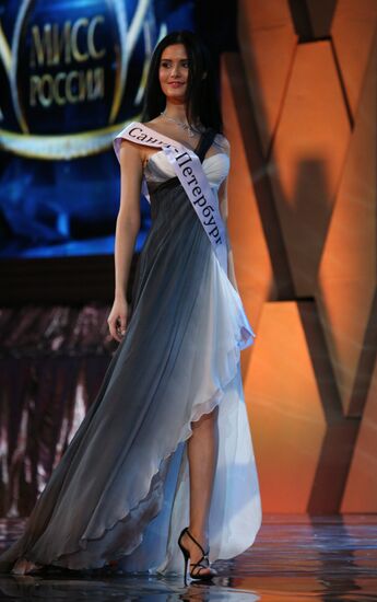 Sofia Rudyeva from St. Petersburg wins Miss Russia 2009