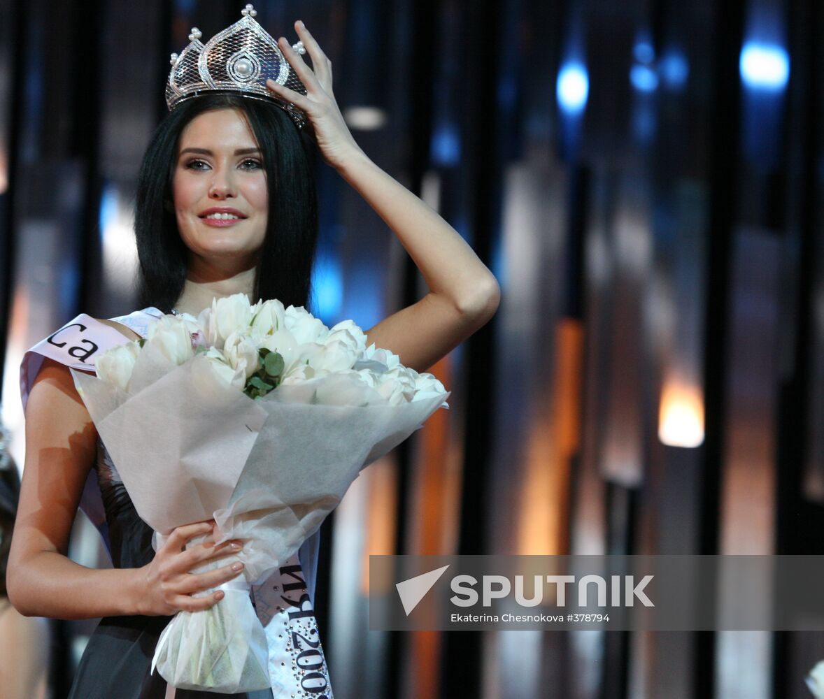 Sofia Rudyeva from St. Petersburg wins Miss Russia 2009