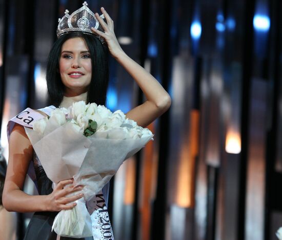 Sofia Rudyeva from St. Petersburg wins Miss Russia 2009