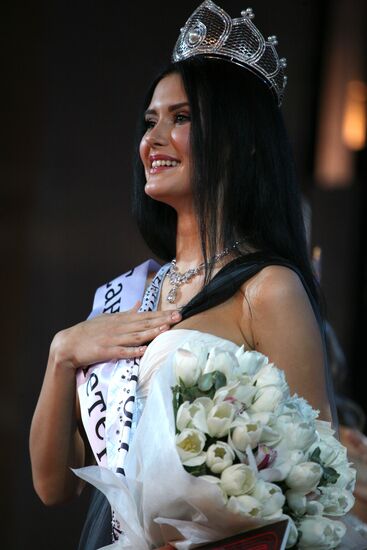 Sofia Rudyeva from St. Petersburg wins Miss Russia 2009