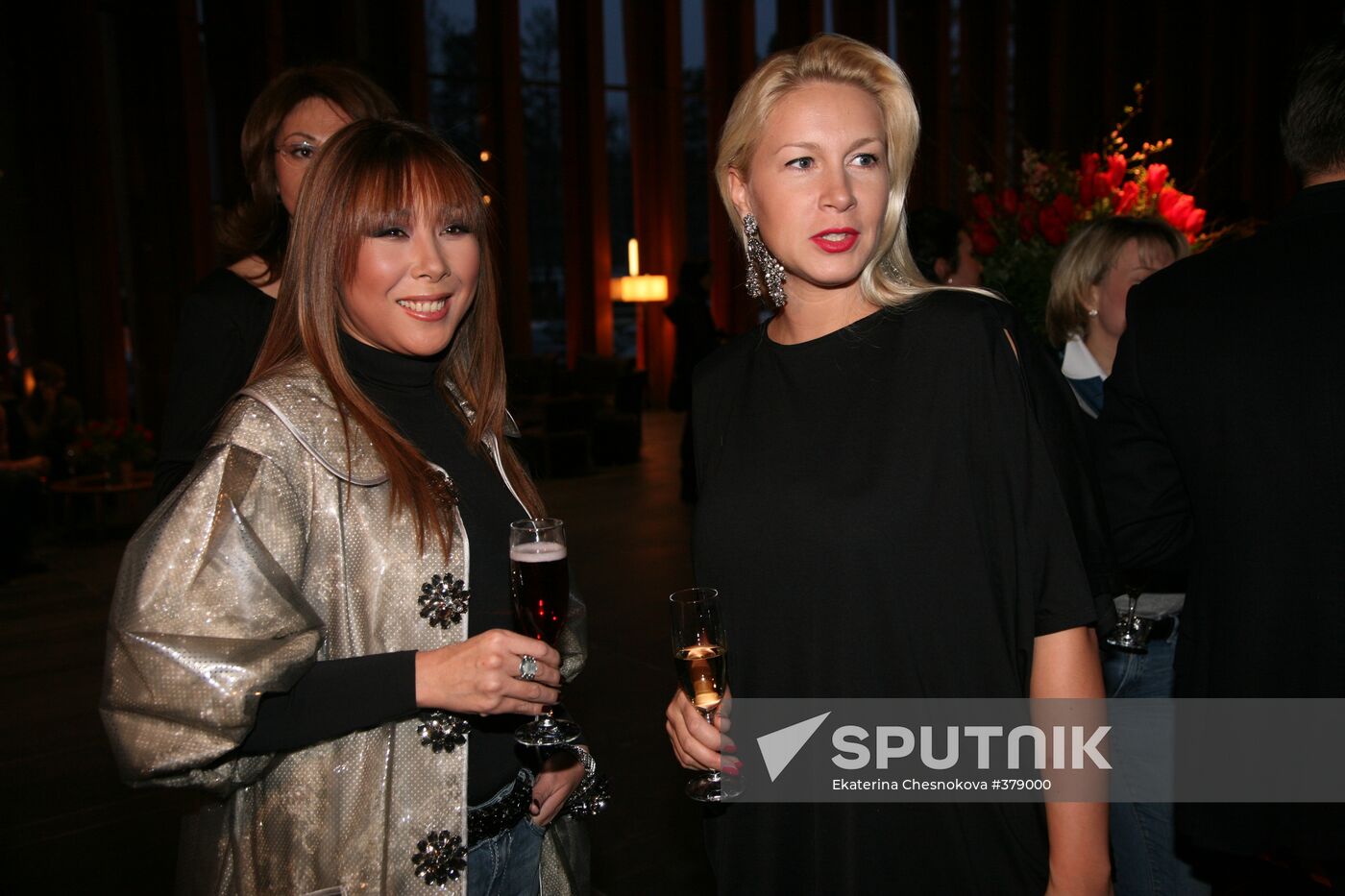 Anita Tsoy and Yelena Odintsova